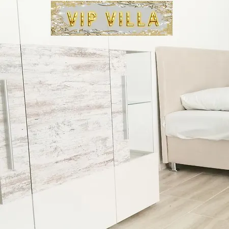 Vip فيلا في اي بي Villa